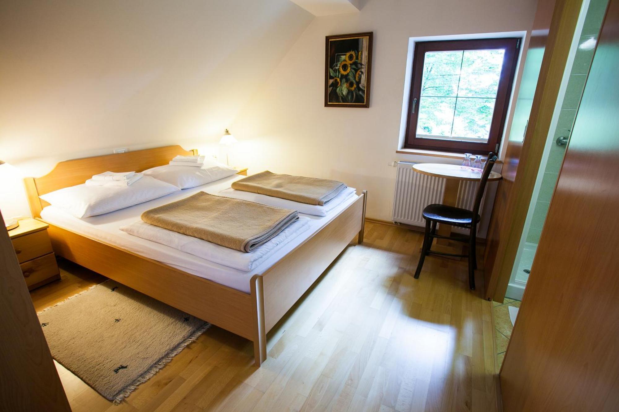 B&B Pod Skalo Kamnik Room photo
